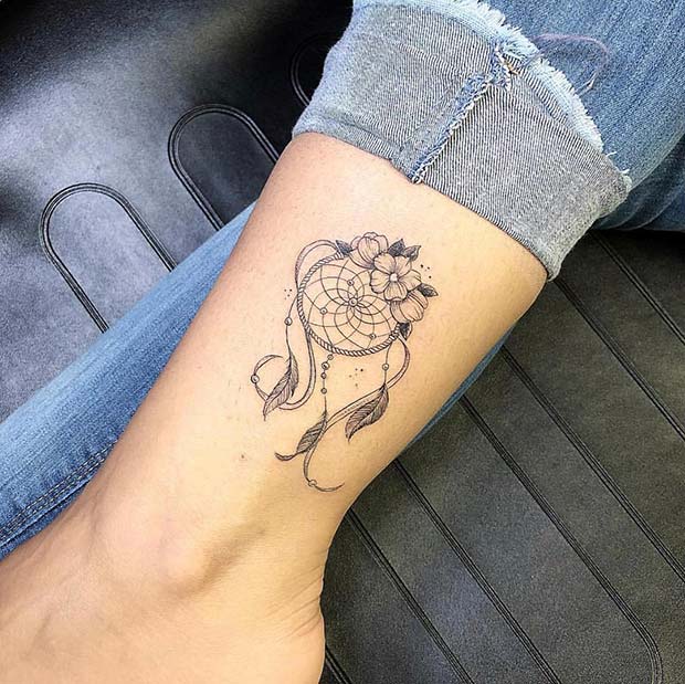 Delicate Dream Catcher Design