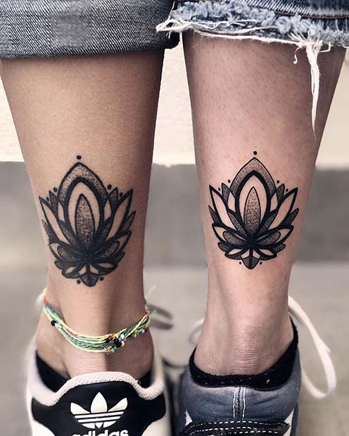 Trendy Matching Lotus Design