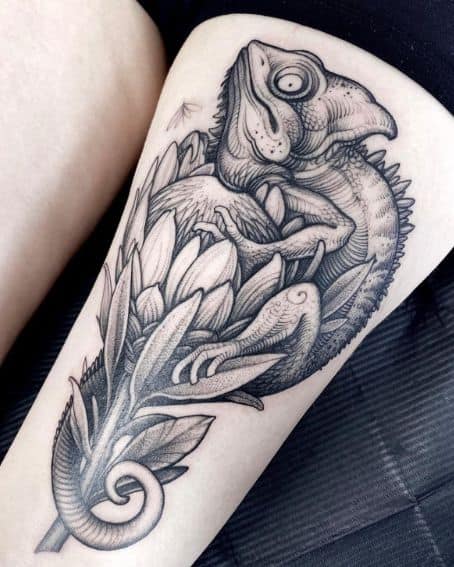 Crazy Chameleon Tattoo on Thigh