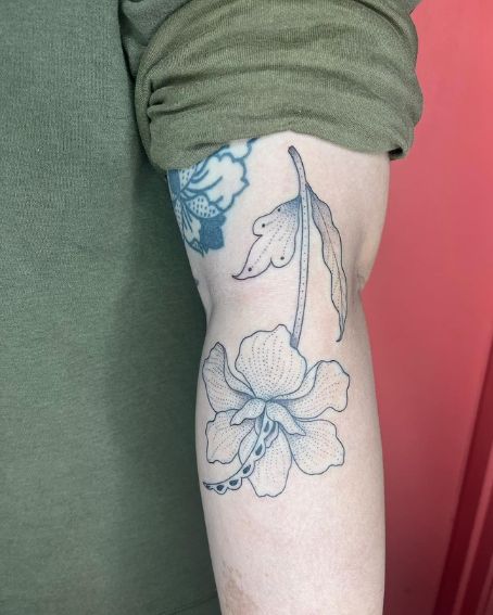 Hibiscus Tattoo with Leaves